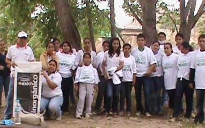 Participan jóvenes de Chicomuselo en campaña de limpieza