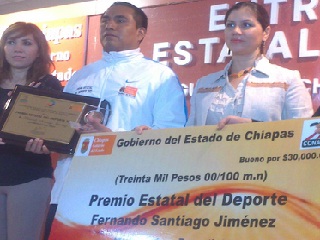 Aguilera de Sabines entrega Premio Estatal del Deporte