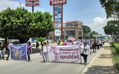Marchan contra feminicidios en Chiapas