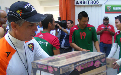 Chiapas Jaguar hace entrega de apoyos para damnificados