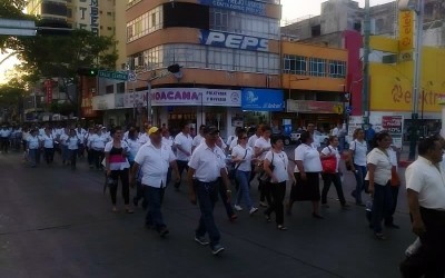 Marchan sindicalizados del DIF, exigen atención del alcalde capitalino