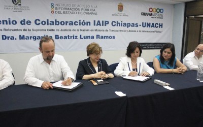 Signan convenio IAIP y Unach