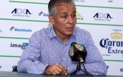 Sergio Bueno es ratificado como técnico de Chiapas