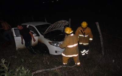 Se accidentan militares, al parecer iban ebrios