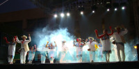 Disfruta con la Familia los Colores de la Danza Folklórica