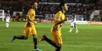 Jaguares afiló las garras ante pumas y  rasguña liguilla