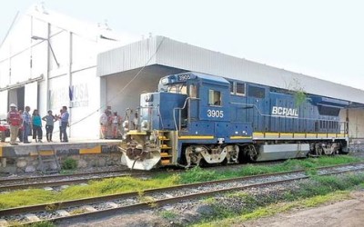 El tren volvió a recorrer las vías en abril pasado. (Especial)