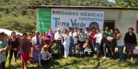 Tierra Verde y Toño Figueroa llevan brigada médica a Las Flores en Chicomuselo