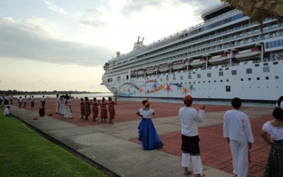 El crucero Norwegian Star llega a Puerto Chiapas